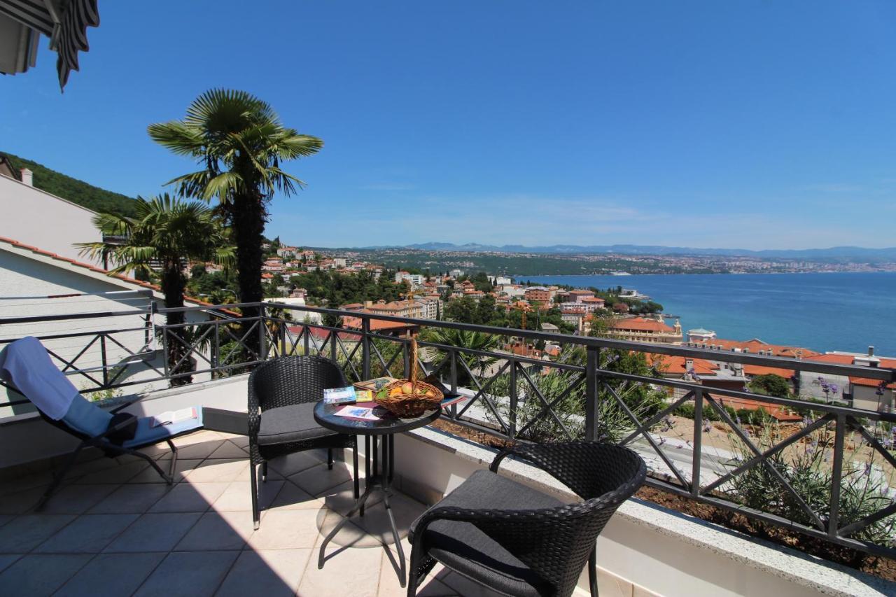 Apartments Seccareccia Opatija Ngoại thất bức ảnh