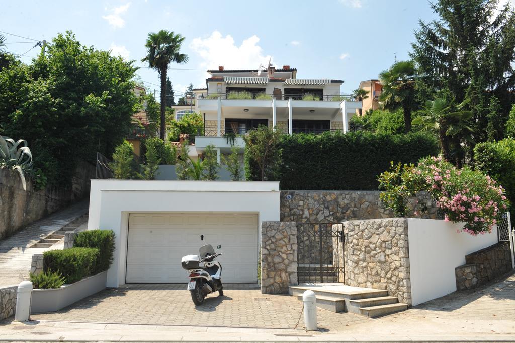 Apartments Seccareccia Opatija Phòng bức ảnh
